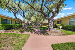 401 DORCHESTER PLACE, SUN CITY CENTER, FL 33573 - MLS#MFRTB8488233