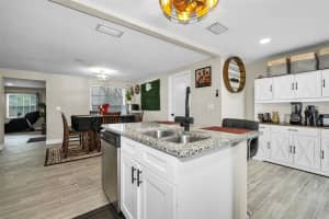 801 WALNUT DRIVE, SEFFNER, FL 33584 - MLS#MFRTB8488240