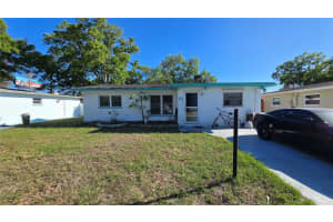 2221 Euclid Cir S, CLEARWATER