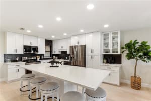 3887 CATALINA DRIVE, BRADENTON, FL 34210 - MLS#MFRTB8488386