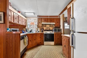 10510 BAY HILLS CIRCLE, THONOTOSASSA, FL 33592 - MLS#MFRTB8488523