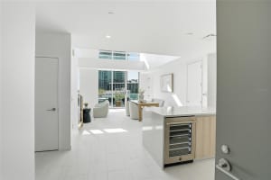 400 CENTRAL AVENUE, ST PETERSBURG, FL 33701 - MLS#MFRTB8488567