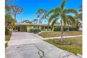 6170 7TH AVENUE, ST PETERSBURG, FL 33703 - MLS#MFRTB8488639