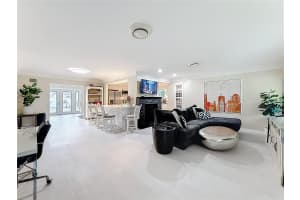 6170 7TH AVENUE, ST PETERSBURG, FL 33703 - MLS#MFRTB8488639