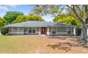 2550 ROSLYN LANE, LAKELAND, FL 33812 - MLS#MFRTB8488655