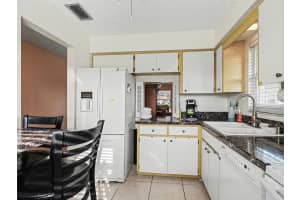 6608 AUBURN AVENUE, BRADENTON, FL 34207 - MLS#MFRTB8488674