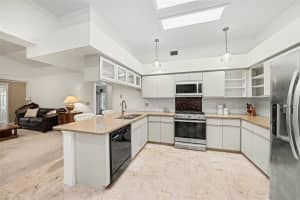 12804 WALLINGFORD DRIVE, TAMPA, FL 33624 - MLS#MFRTB8488688
