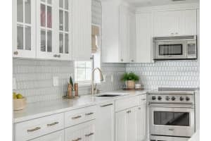 1701 SUNSET DRIVE, TARPON SPRINGS, FL 34689 - MLS#MFRTB8488716