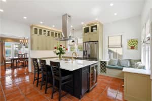 241 72ND STREET, ST PETERSBURG, FL 33710 - MLS#MFRTB8488722