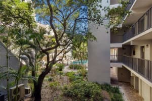 105 4TH AVENUE, ST PETERSBURG, FL 33701 - MLS#MFRTB8488767