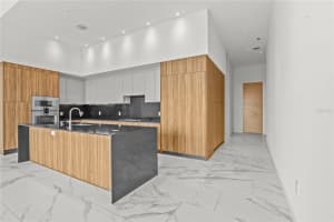 1020 SUNSET POINT ROAD, CLEARWATER, FL 33755 - MLS#MFRTB8488857