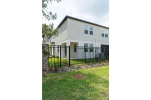 10844 FOWLERS BLUFF COURT, TAMPA, FL 33647 - MLS#MFRTB8489038