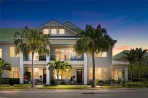 1 Palm Ter, BELLEAIR