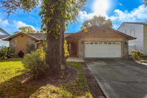 8639 LEIGHTON DRIVE, TAMPA, FL 33614 - MLS#MFRTB8489060