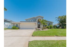 707 SNUG ISLAND, CLEARWATER BEACH, FL 33767 - MLS#MFRTB8489063
