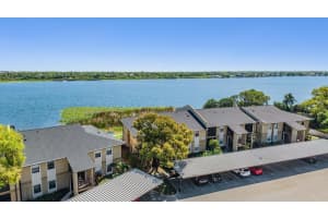 10103 SAILWINDS BOULEVARD, LARGO, FL 33773 - MLS#MFRTB8489098