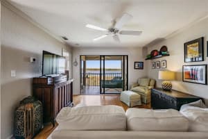 10103 SAILWINDS BOULEVARD, LARGO, FL 33773 - MLS#MFRTB8489098