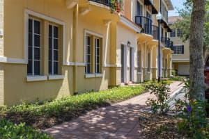 126 BEACH HAVEN LANE, TAMPA, FL 33609 - MLS#MFRTB8489108