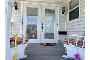 651 54TH LANE, ST PETERSBURG, FL 33707 - MLS#MFRTB8489133