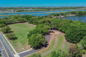 1633 HULETT DRIVE, BRANDON, FL 33511 - MLS#MFRTB8489163