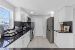 1819 SHORE DRIVE, SOUTH PASADENA, FL 33707 - MLS#MFRTB8489184