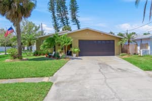 5900 BAYOU GRANDE BOULEVARD, ST PETERSBURG, FL 33703 - MLS#MFRTB8489200