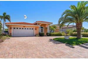 483 HARBOR DRIVE, INDIAN ROCKS BEACH, FL 33785 - MLS#MFRTB8489264