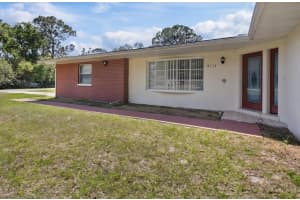8310 PAT BOULEVARD, TAMPA, FL 33615 - MLS#MFRTB8489288