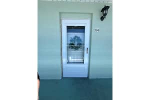 5935 30th Ave S #304, GULFPORT