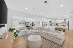 1866 VENETIAN POINT DRIVE, CLEARWATER, FL 33755 - MLS#MFRTB8489361
