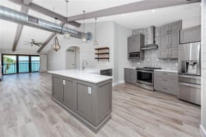 7540 SUNSHINE SKYWAY LANE, ST PETERSBURG, FL 33711 - MLS#MFRTB8489378