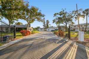 3280 37TH WAY, ST PETERSBURG, FL 33711 - MLS#MFRTB8489380