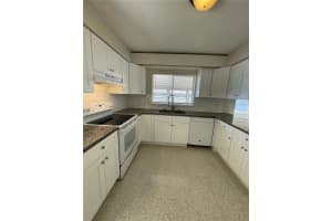 3900 14TH LANE, ST PETERSBURG, FL 33703 - MLS#MFRTB8489431