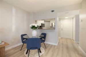 6907 STONES THROW CIRCLE, ST PETERSBURG, FL 33710 - MLS#MFRTB8489432