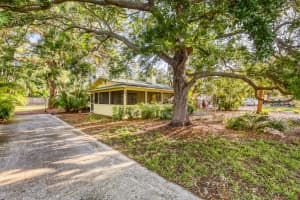 224 LYNDHURST STREET, DUNEDIN, FL 34698 - MLS#MFRTB8489494