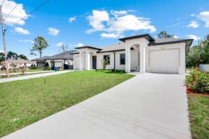 521/523 LILLON AVENUE, LEHIGH ACRES, FL 33974 - MLS#MFRTB8489524