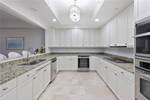 300 BEACH DRIVE, ST PETERSBURG, FL 33701 - MLS#MFRTB8489597