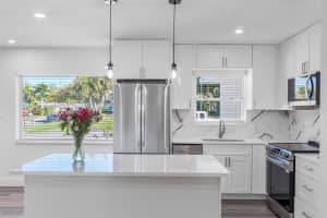 11572 63RD AVENUE, SEMINOLE, FL 33772 - MLS#MFRTB8489629