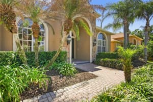 27608 PINE POINT DRIVE, WESLEY CHAPEL, FL 33544 - MLS#MFRTB8489634