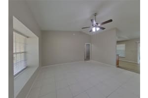 MLS# MFRTB8489682, Tampa, Florida 33625