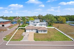 8751 ORIENT WAY, ST PETERSBURG, FL 33702 - MLS#MFRTB8489700