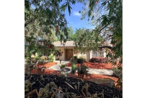 9004 Hogans Bnd, TAMPA