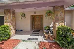 9004 HOGANS BEND, TAMPA, FL 33647 - MLS#MFRTB8489705