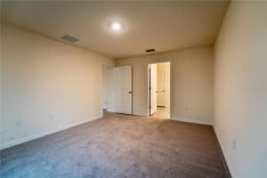 9206 SAPPHIRE CREEK PLACE, TAMPA, FL 33637 - MLS#MFRTB8489716