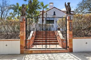 1529 MAPLE STREET, CLEARWATER, FL 33755 - MLS#MFRTB8489745