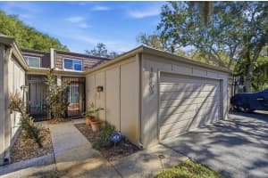 10603 CARROLLBROOK WAY, TAMPA, FL 33618 - MLS#MFRTB8489757