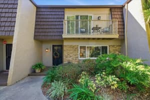 10603 CARROLLBROOK WAY, TAMPA, FL 33618 - MLS#MFRTB8489757