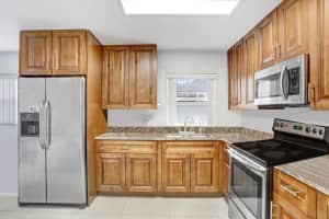 6923 HIMES AVENUE, TAMPA, FL 33614 - MLS#MFRTB8489761