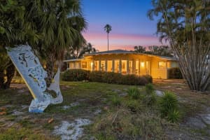16007 GULF BOULEVARD, REDINGTON BEACH, FL 33708 - MLS#MFRTB8489780