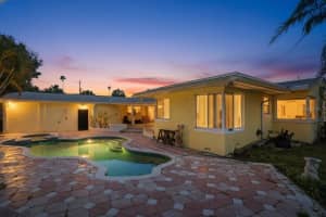 16007 GULF BOULEVARD, REDINGTON BEACH, FL 33708 - MLS#MFRTB8489780